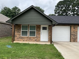 113 Isabella Street, Mineola, TX 75773