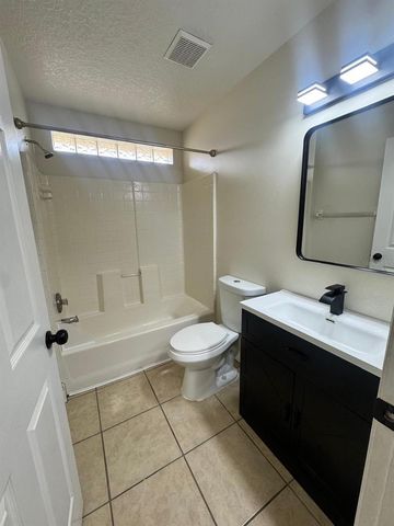 2211 GUADALUPE STREET, Kissimmee, FL 34743