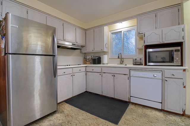 33725 Cindy Street, Livonia City, MI 48150