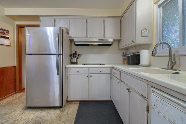 33725 Cindy Street, Livonia City, MI 48150