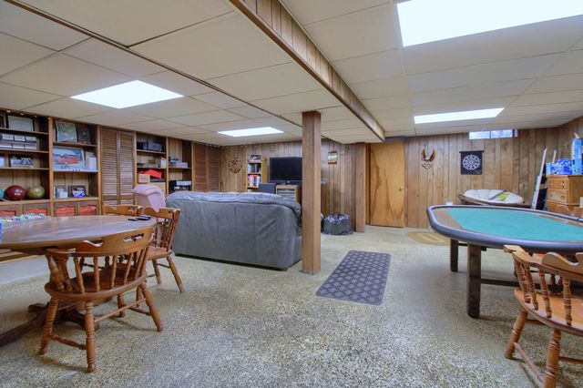 33725 Cindy Street, Livonia City, MI 48150