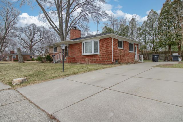 33725 Cindy Street, Livonia City, MI 48150