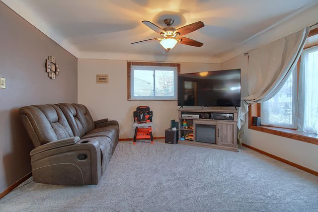 33725 Cindy Street, Livonia City, MI 48150