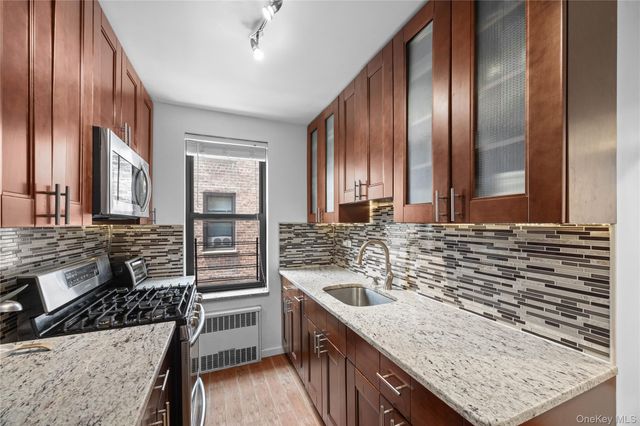 83-20 98 Street 4E, Woodhaven, NY 11421