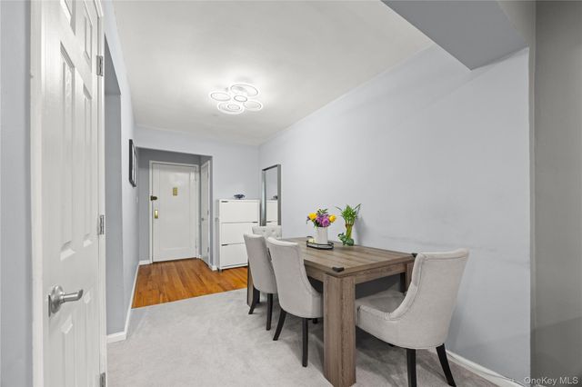 83-20 98 Street 4E, Woodhaven, NY 11421