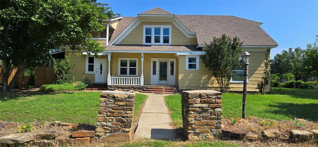 421 S 3rd Street, Okemah, OK 74859