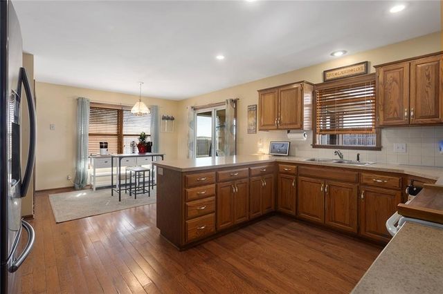 1933 Meadowlane Street, Kearney, MO 64060