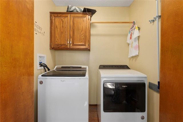 1933 Meadowlane Street, Kearney, MO 64060