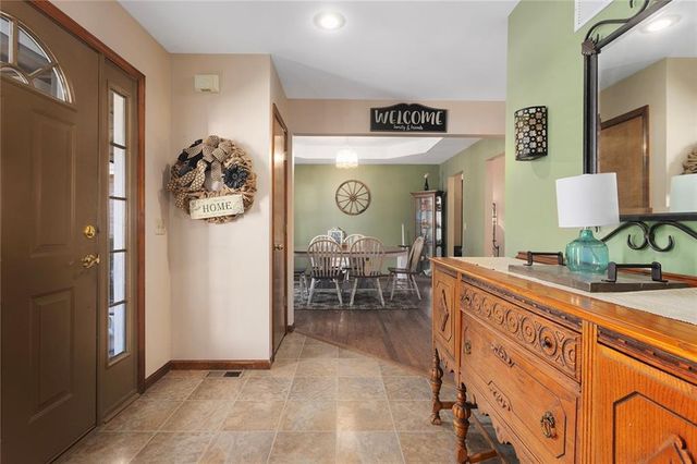 1933 Meadowlane Street, Kearney, MO 64060