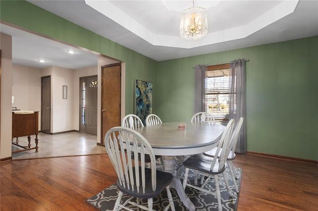 1933 Meadowlane Street, Kearney, MO 64060