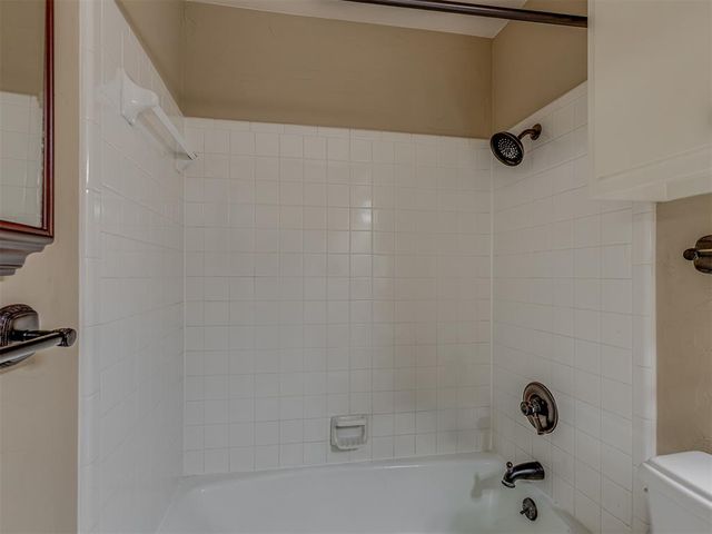 3113 Greenwood Court, Norman, OK 73072