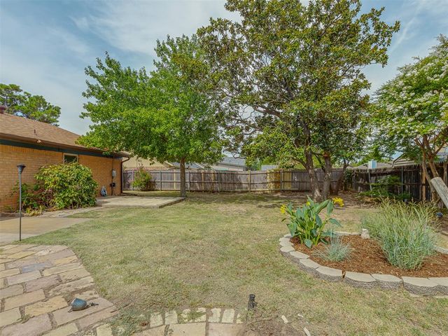 3113 Greenwood Court, Norman, OK 73072