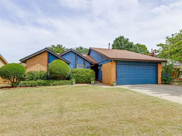 3113 Greenwood Court, Norman, OK 73072