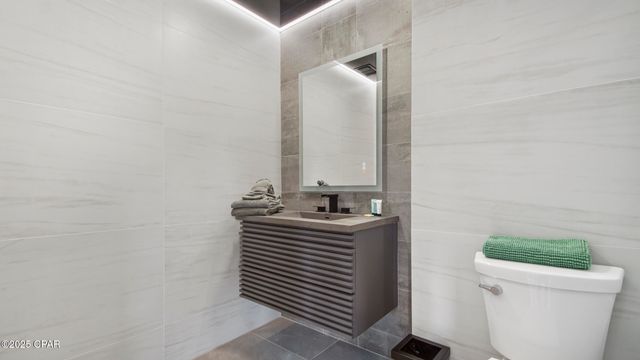 131 Kimberly Drive, Panama City Beach, FL 32407