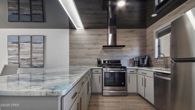 131 Kimberly Drive, Panama City Beach, FL 32407