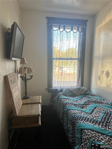 2816 - 26 N. Vandeventer Avenue, St Louis, MO 63107