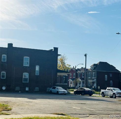2816 - 26 N. Vandeventer Avenue, St Louis, MO 63107