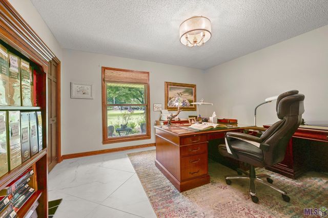 7221 Frontier Dr, Central, LA 70739