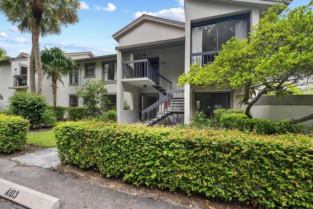 11223 Pond View Drive A203, Wellington, FL 33414