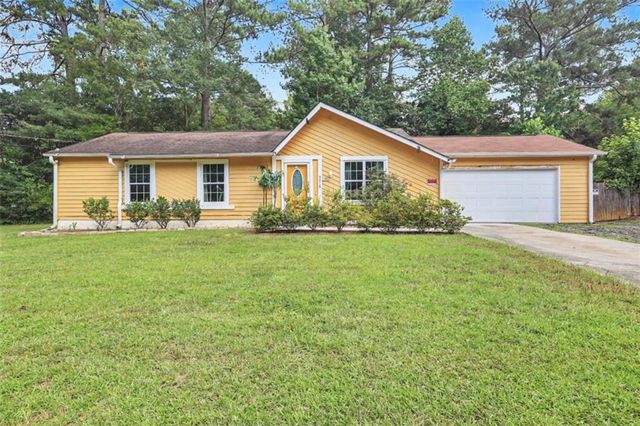 9018 Huntwood Lane, Riverdale, GA 30274