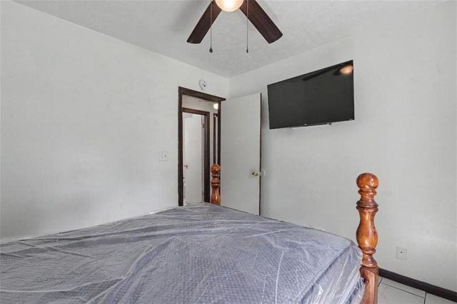 9018 Huntwood Lane, Riverdale, GA 30274