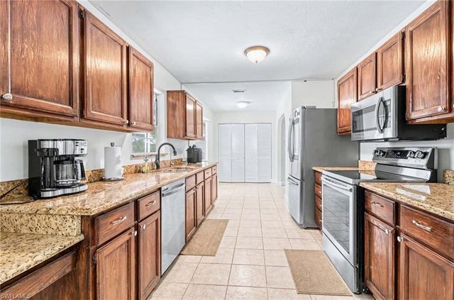 311 2nd ST SE, Naples, FL 34117