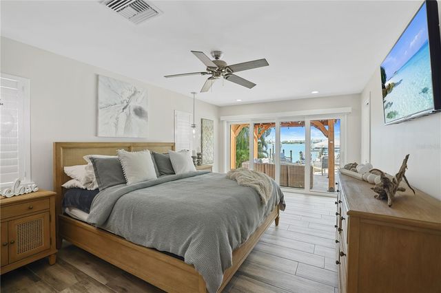 651 64TH AVENUE, St Pete Beach, FL 33706