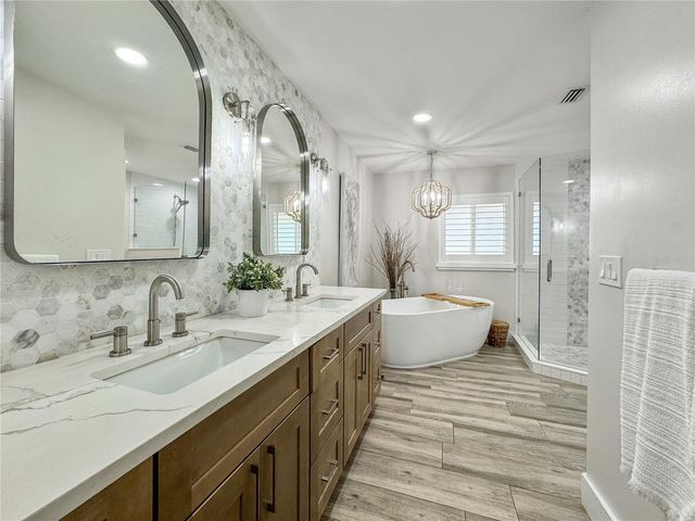 651 64TH AVENUE, St Pete Beach, FL 33706