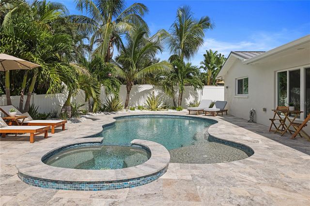 651 64TH AVENUE, St Pete Beach, FL 33706