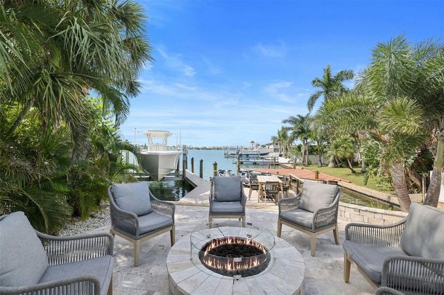 651 64TH AVENUE, St Pete Beach, FL 33706