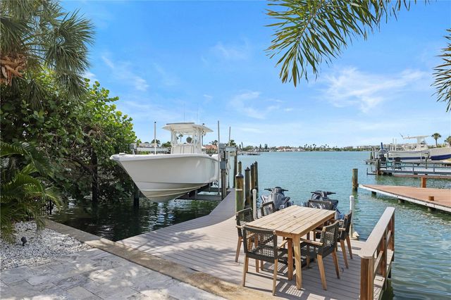 651 64TH AVENUE, St Pete Beach, FL 33706