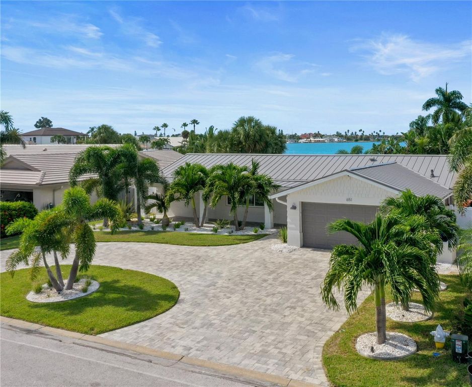 651 64TH AVENUE, St Pete Beach, FL 33706