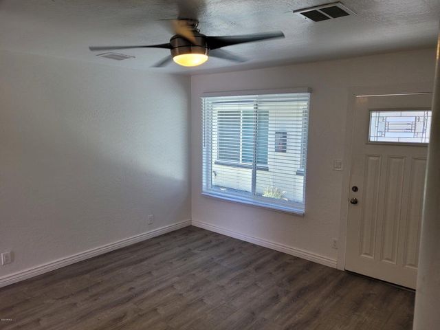 6713 E Cheery Lynn Road 2, Scottsdale, AZ 85251