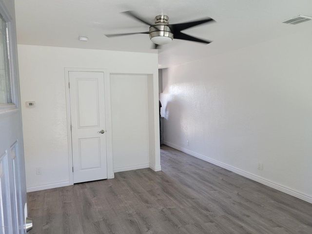 6713 E Cheery Lynn Road 2, Scottsdale, AZ 85251