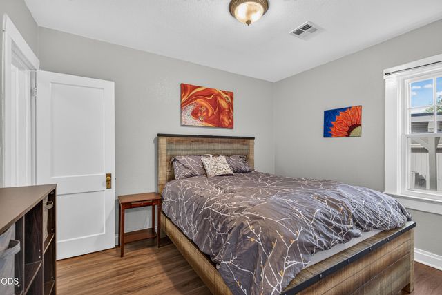 2222 Aloha Avenue, Medford, OR 97504