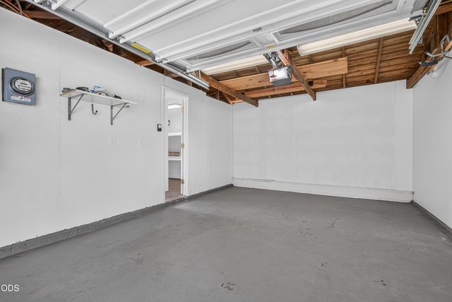 2222 Aloha Avenue, Medford, OR 97504