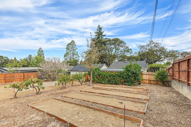 2222 Aloha Avenue, Medford, OR 97504
