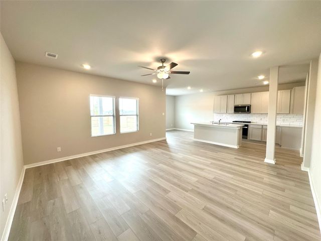 12198 Ridge Top Drive, Conroe, TX 77304
