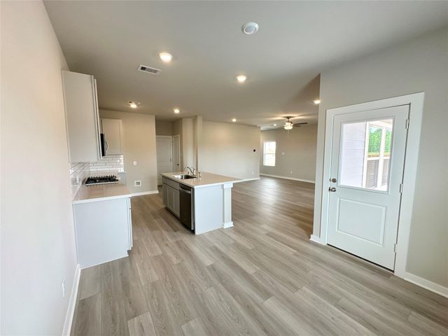 12198 Ridge Top Drive, Conroe, TX 77304