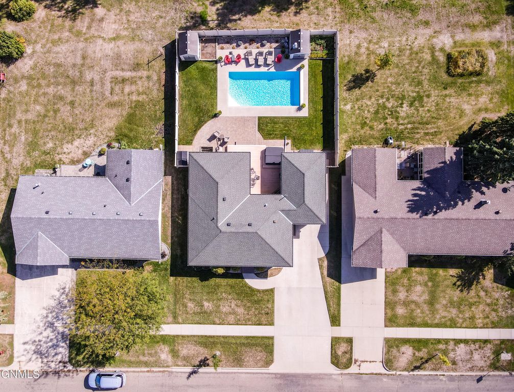 1230 Central Avenue N, Valley City, ND 58072 photo 5