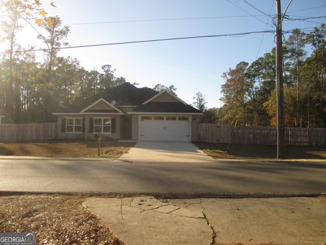 244 Clarks Bluff Road, Kingsland, GA 31548