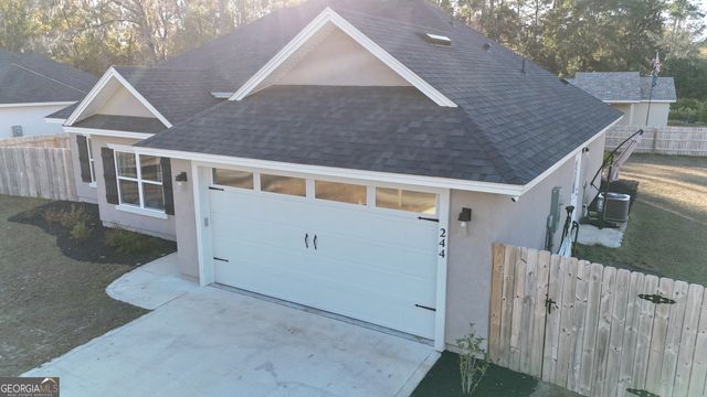 244 Clarks Bluff Road, Kingsland, GA 31548