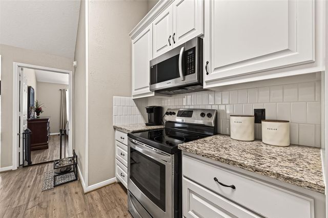 16314 Maple Downs Lane, Sugar Land, TX 77498