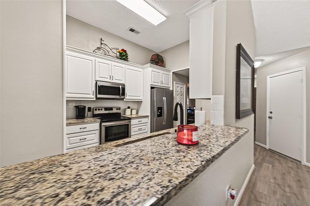 16314 Maple Downs Lane, Sugar Land, TX 77498
