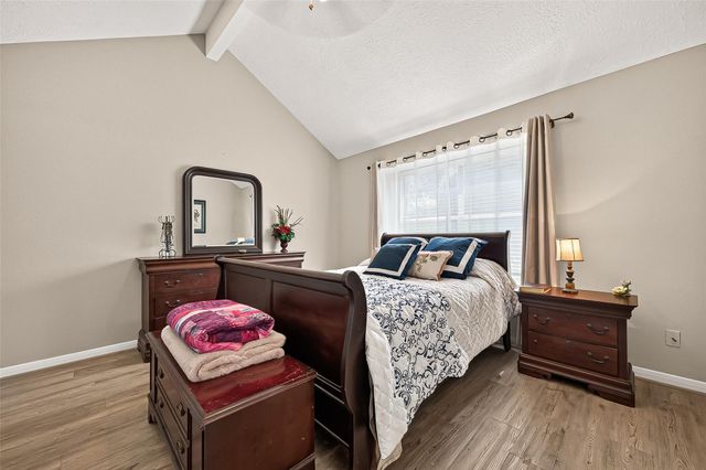 16314 Maple Downs Lane, Sugar Land, TX 77498