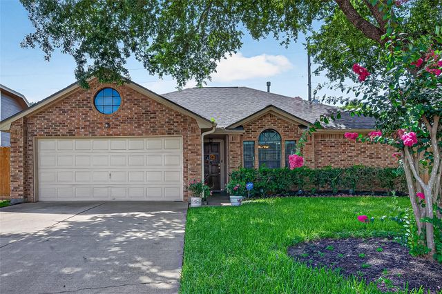 16314 Maple Downs Lane, Sugar Land, TX 77498