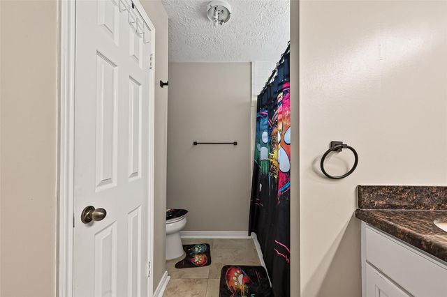 16314 Maple Downs Lane, Sugar Land, TX 77498