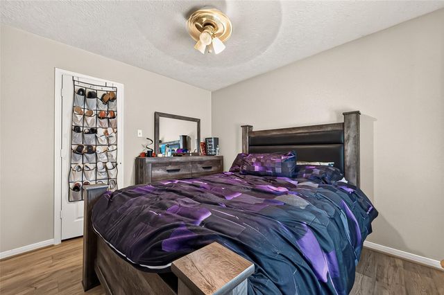 16314 Maple Downs Lane, Sugar Land, TX 77498