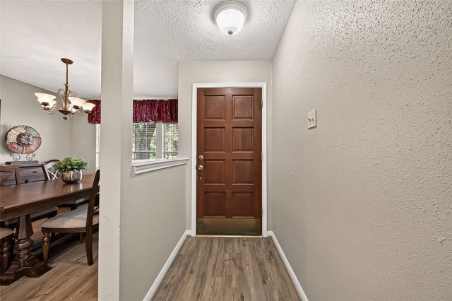 16314 Maple Downs Lane, Sugar Land, TX 77498