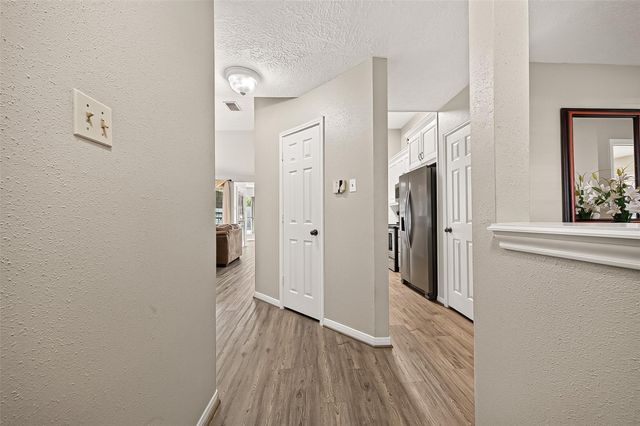 16314 Maple Downs Lane, Sugar Land, TX 77498